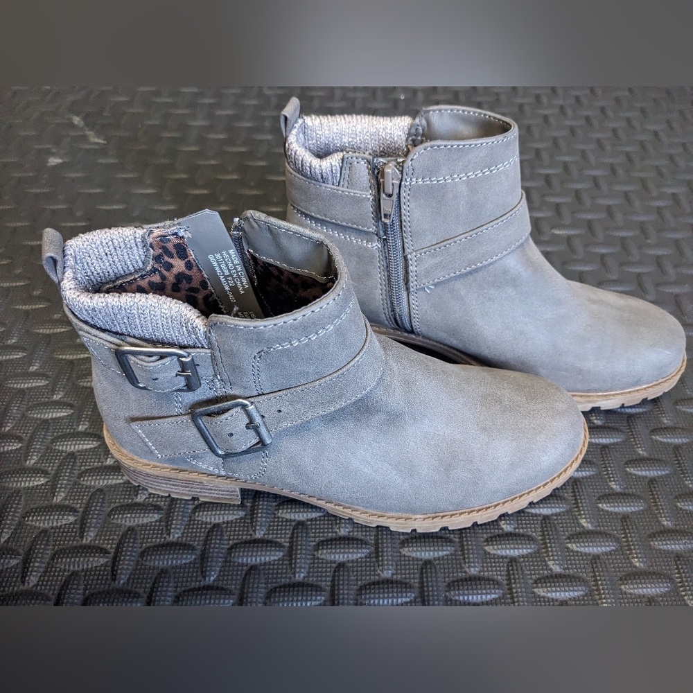Youth Boots